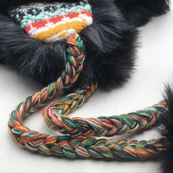 SOLD!!! Free People x Urban Outfitters Vegan Black Fur Pom Pom Winter Trapper Ha - Picture 3 of 13